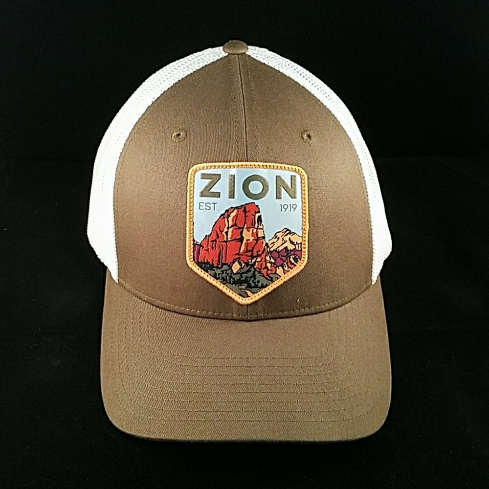 Columbia flex fit S/M Zion mesh back baseball hat